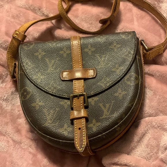 Louis Vuitton Handbags - Louis Vuitton small Chantilly crossbody